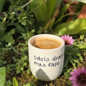 Copo Café Grés | Odeio drama mas faço